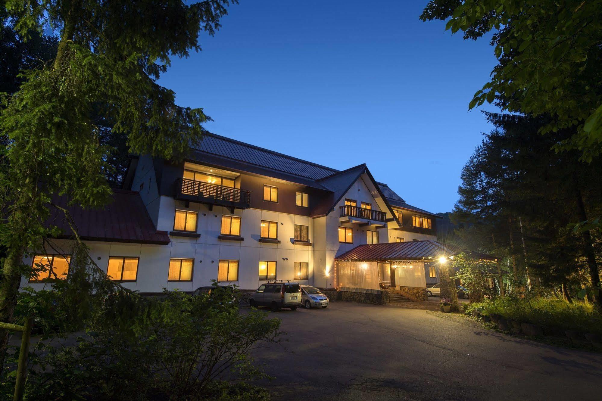 Izumigo Takayama Dog Paradise Hotel מראה חיצוני תמונה